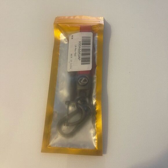 Lexus Key Fob Keychain in Red Leather NWT - Picture 4 of 4